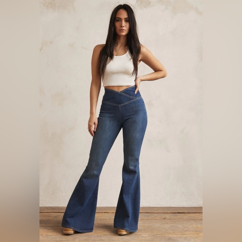 Women's Flare Jeans - Blue - Picture 2 of 4